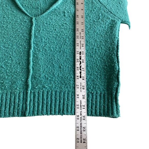 Free People Reverie V-Neck Sweater in Emerald Aura Sz S Cozy Boho Colorful - Picture 12 of 12